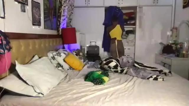 Image 8 of choco_petite Stream on Chaturbate on 19 months ago