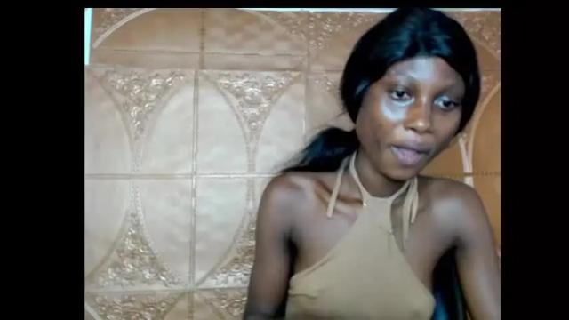 Image 11 of choco_petitqueen Stream on Chaturbate on 13 months ago