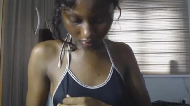 Image 10 of choco_petitqueen Stream on Chaturbate on 15 days ago
