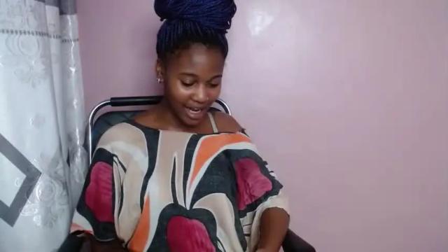 Image 2 of chocolataaah1 Stream on Chaturbate on 17 months ago