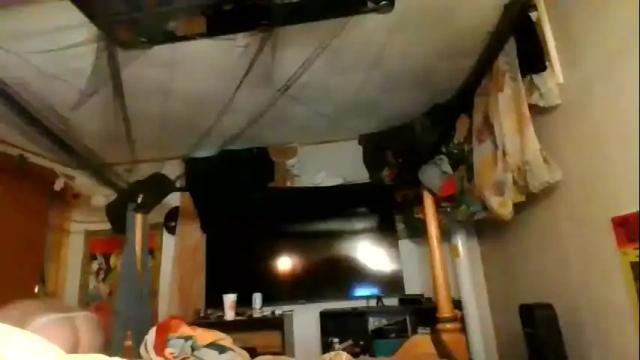 Image 2 of chompbox Stream on Chaturbate on 1 month ago