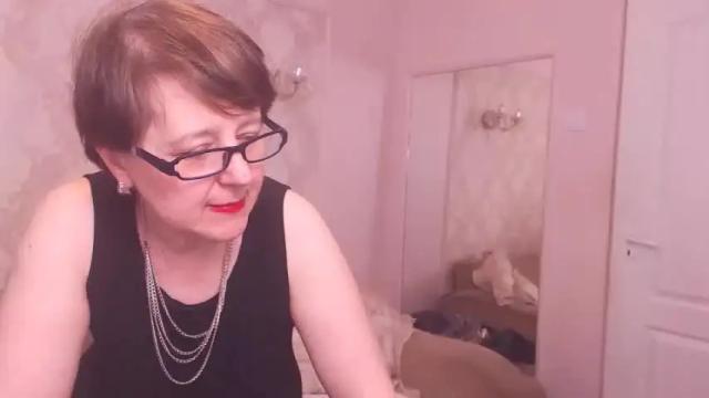 Image 8 of christarose Stream on Chaturbate on 13 months ago