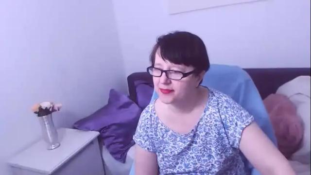 Image 2 of christarose Stream on Chaturbate on 1 month ago