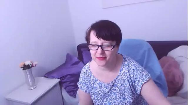 Image 4 of christarose Stream on Chaturbate on 1 month ago
