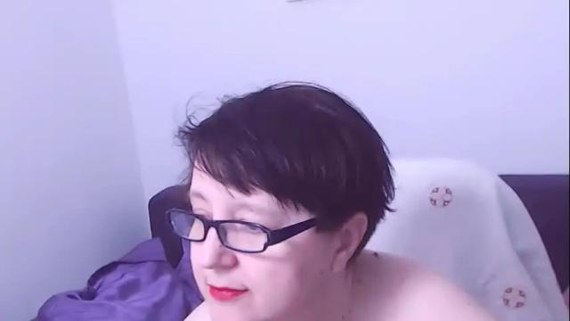Image 2 of christarose Stream on Chaturbate on 24 days ago