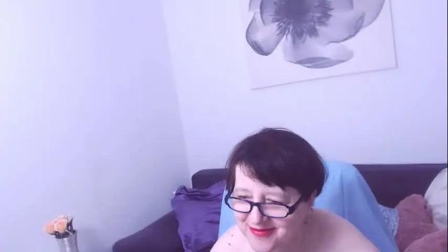 Image 4 of christarose Stream on Chaturbate on 3 months ago