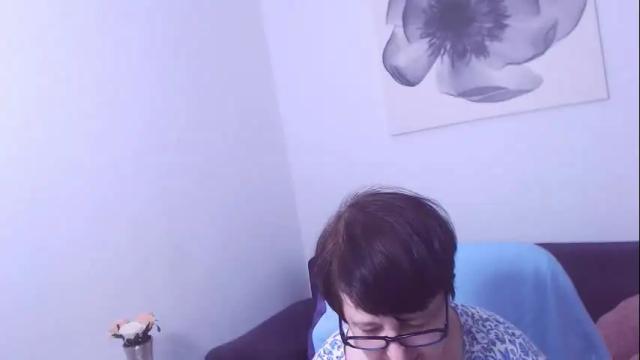 Image 4 of christarose Stream on Chaturbate on 16 days ago