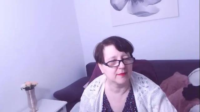 Image 7 of christarose Stream on Chaturbate on 4 days ago