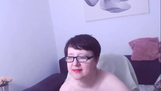 Image 10 of christarose Stream on Chaturbate on 1 month ago