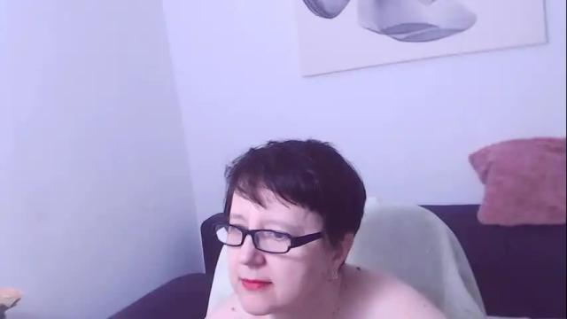 Image 3 of christarose Stream on Chaturbate on 1 month ago