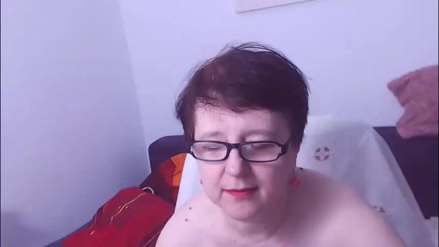 Image 2 of christarose Stream on Chaturbate on 2 days ago