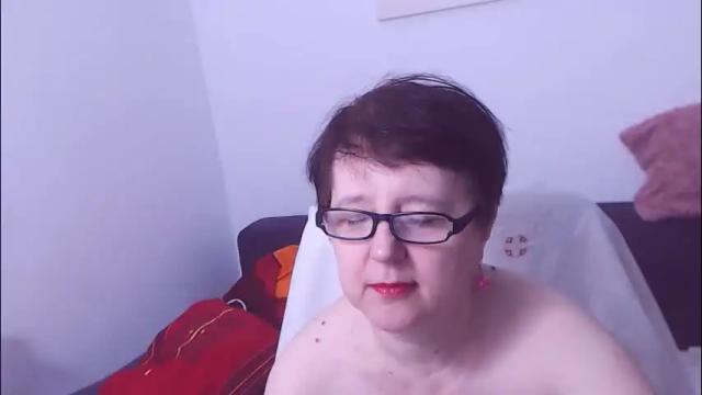 Image 3 of christarose Stream on Chaturbate on 2 days ago