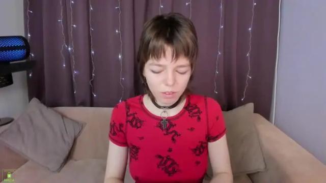 Image 2 of christen_morris Stream on Chaturbate on 19 months ago
