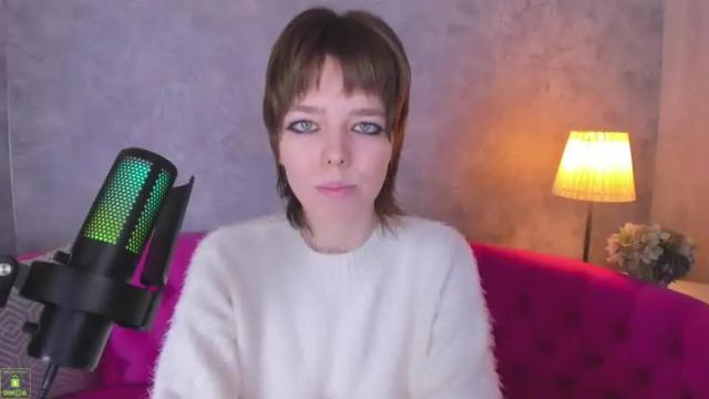 Image 8 of christen_morris Stream on Chaturbate on 17 months ago