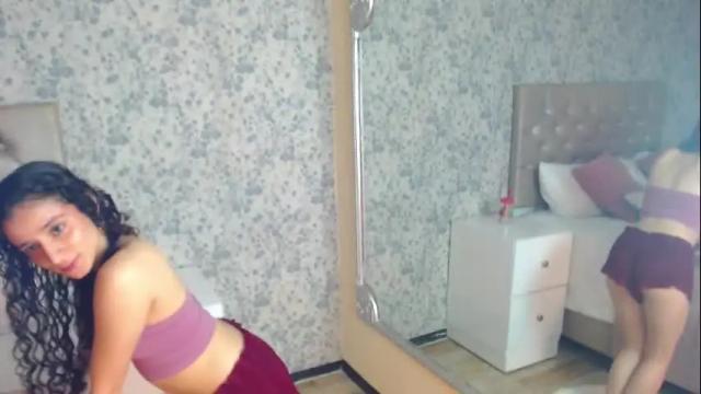 Image 11 of christiedoutzen Stream on Chaturbate on 2 months ago