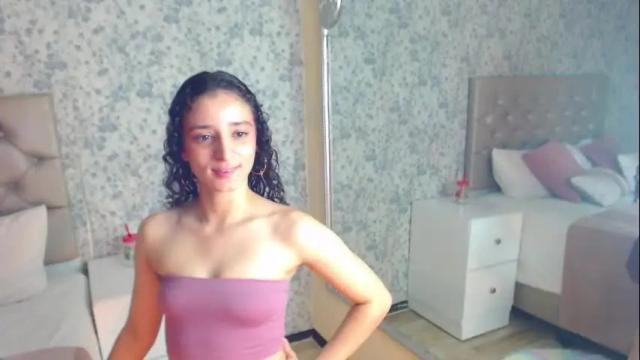 Thumbnail 3, christiedoutzen's Stream at Chaturbate, 2 months ago