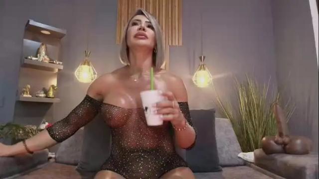 Image 6 of christiekroes Stream on Chaturbate on 1 month ago