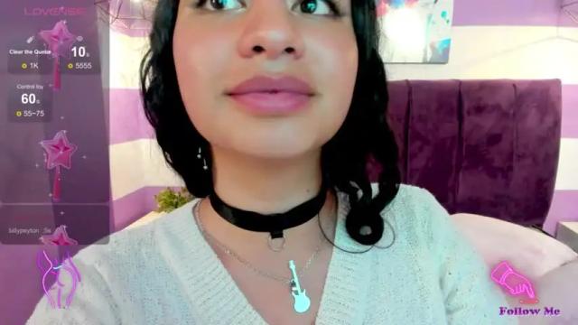 Image 10 of christiine_ Stream on Chaturbate on 15 months ago