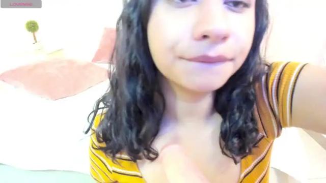 Image 6 of christiine_ Stream on Chaturbate on 15 months ago