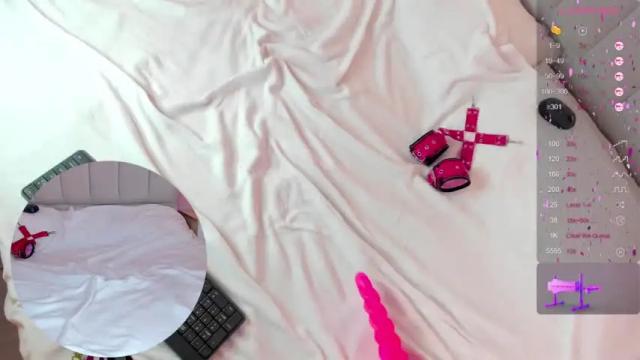 Image 8 of christiine_ Stream on Chaturbate on 14 months ago