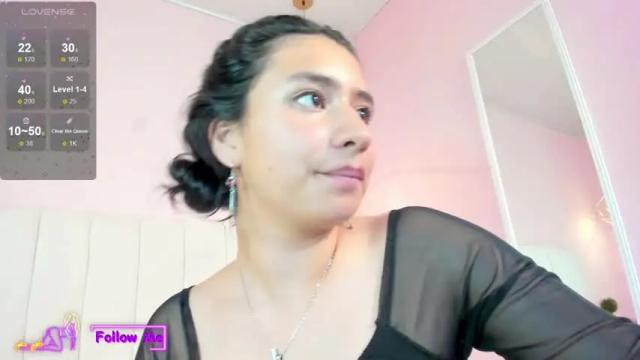 Image 7 of christiine_ Stream on Chaturbate on 14 months ago