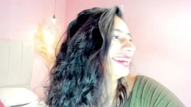 Image 11 of christiine_ Stream on Chaturbate on 15 months ago