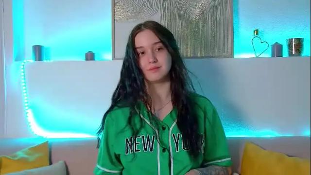 Image 7 of christinamilton Stream on Chaturbate on 1 month ago
