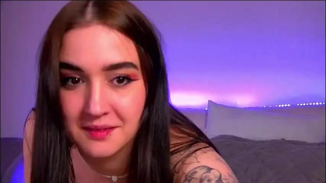 Image 3 of christinamilton Stream on Chaturbate on 1 month ago
