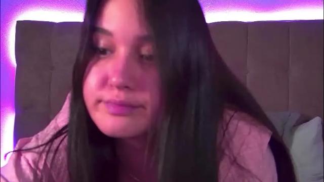 Image 7 of christinamilton Stream on Chaturbate on 2 months ago