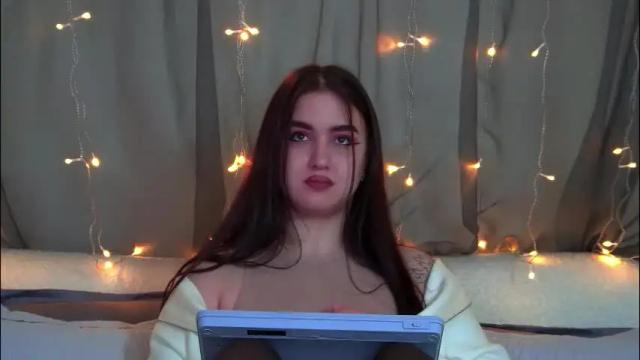 Image 8 of christinamilton Stream on Chaturbate on 1 month ago