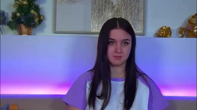 Image 2 of christinamilton Stream on Chaturbate on 1 month ago