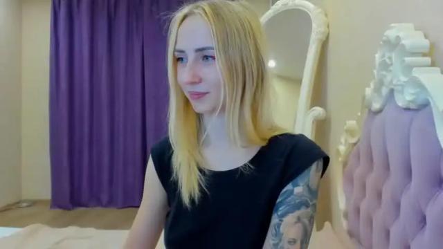 Image 7 of christinasex777 Stream on Chaturbate on 11 months ago