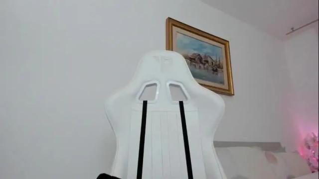 Image 10 of christine0990__ Stream on Chaturbate on 2 days ago