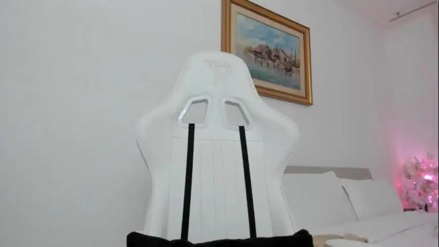 Image 8 of christine0990__ Stream on Chaturbate on 1 month ago