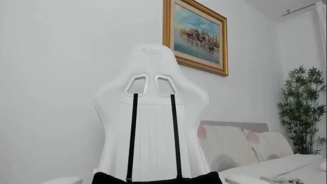 Image 8 of christine0990__ Stream on Chaturbate on 6 days ago