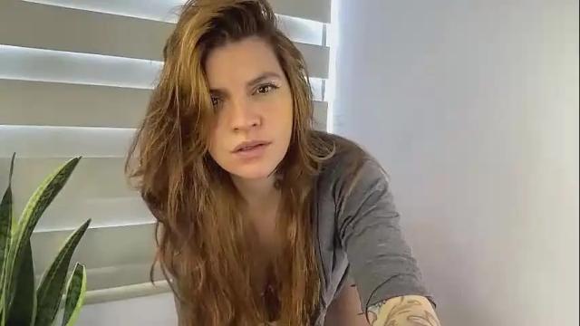 Image 6 of christine_f Stream on Chaturbate on 1 month ago