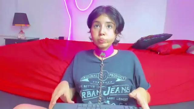 Image 8 of christinefoxy Stream on Chaturbate on 20 months ago