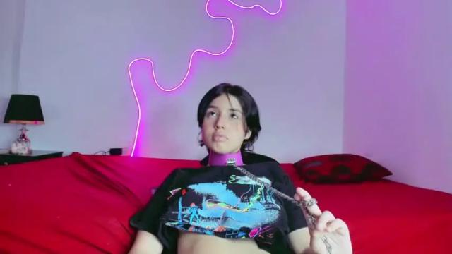 Image 3 of christinefoxy Stream on Chaturbate on 20 months ago