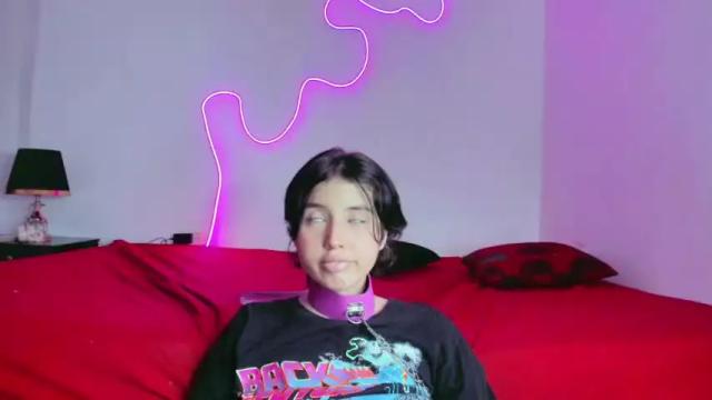Image 4 of christinefoxy Stream on Chaturbate on 20 months ago