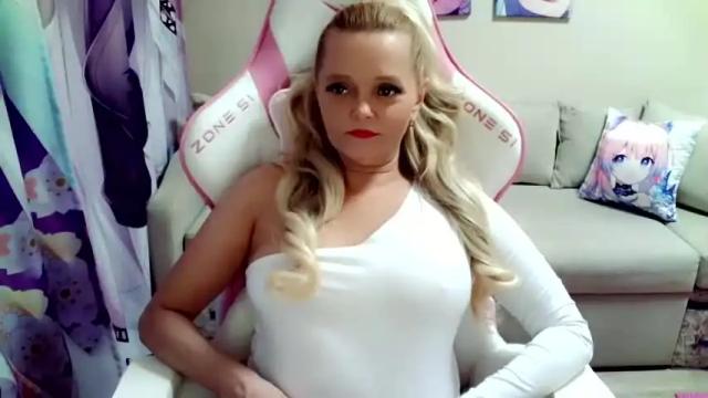 Thumbnail 1, christirose's Stream at Chaturbate, 13 months ago