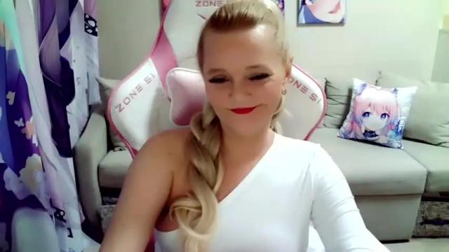 Image 10 of christirose Stream on Chaturbate on 13 months ago