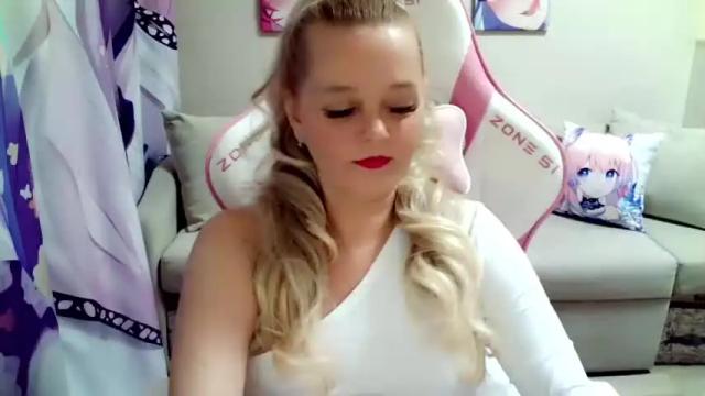 Image 10 of christirose Stream on Chaturbate on 18 months ago
