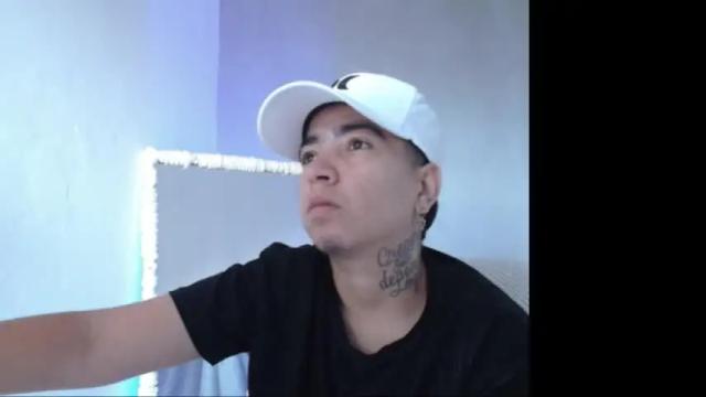 Image 8 of christopher_ely Stream on Chaturbate on 14 months ago