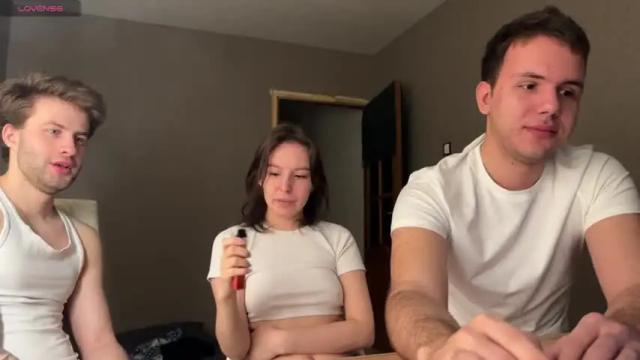 Image 12 of christophertan Stream on Chaturbate on 12 months ago