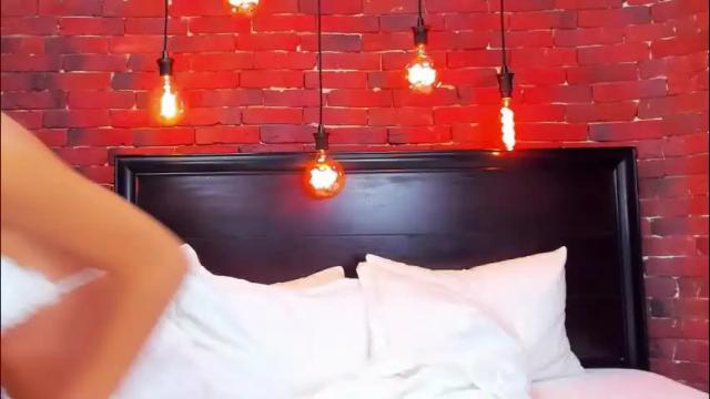 Image 2 of christyna_ross Stream on Chaturbate on 1 month ago
