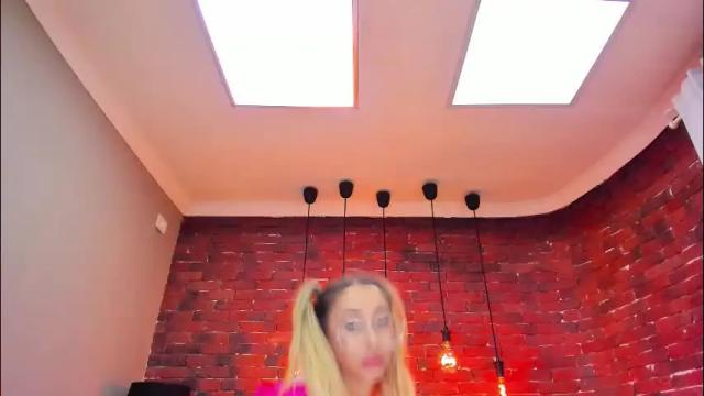 Thumbnail 1, christyna_ross's Stream at Chaturbate, 1 month ago