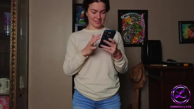 Image 12 of chroniclove Stream on Chaturbate on 3 months ago