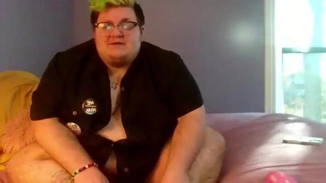 Image 8 of chubbiehonie Stream on Chaturbate on 19 months ago