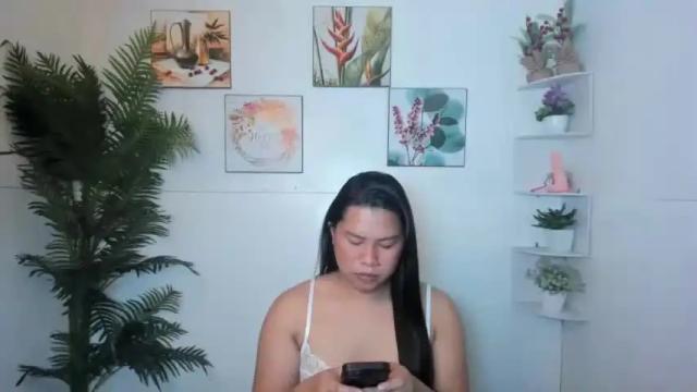 Image 8 of chubby__asian24 Stream on Chaturbate on 18 months ago
