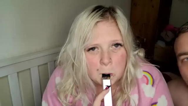 Image 11 of chubby_blonde_uk Stream on Chaturbate on 19 months ago